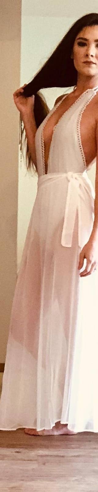Alana review photo